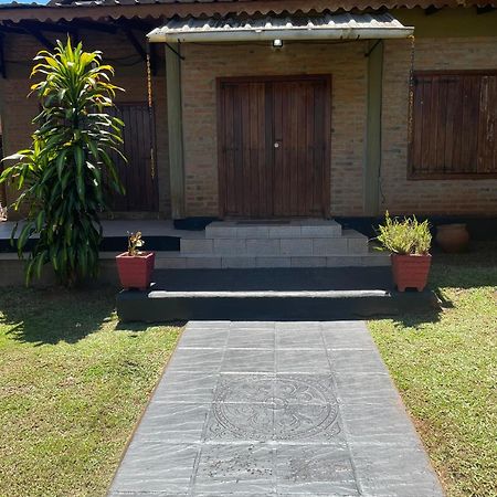 ¡Tucanes Iguazu! Puerto Iguazu Exterior photo