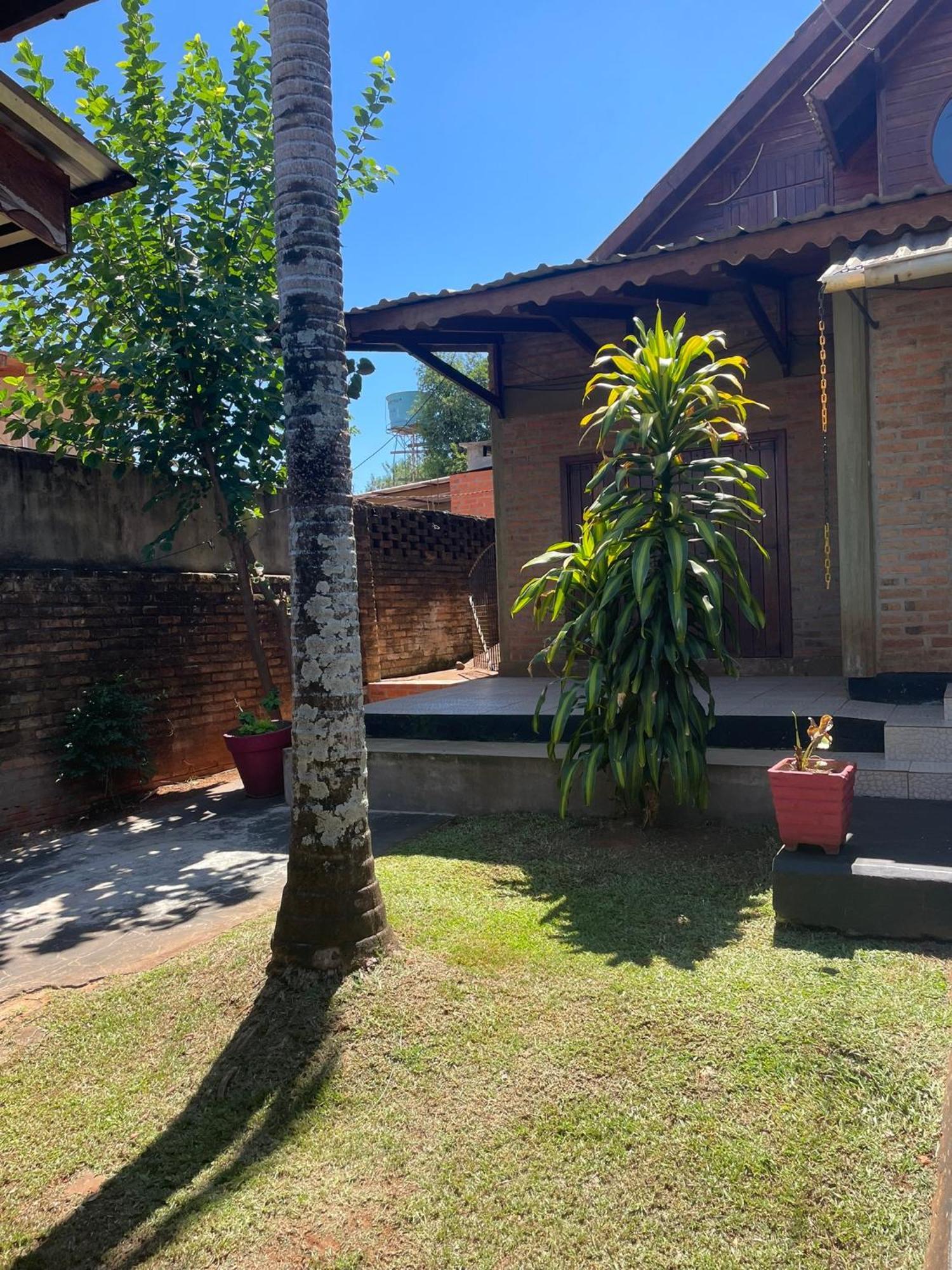 ¡Tucanes Iguazu! Puerto Iguazu Exterior photo